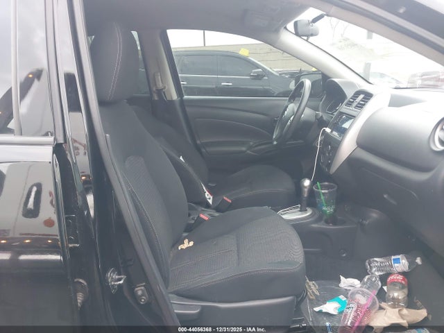 3N1CN7AP2KL864110 Nissan Versa 1.6 Sv