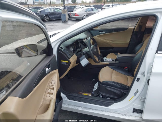 2013 HYUNDAI SONATA 5NPEB4AC3DH592972 Photo 4