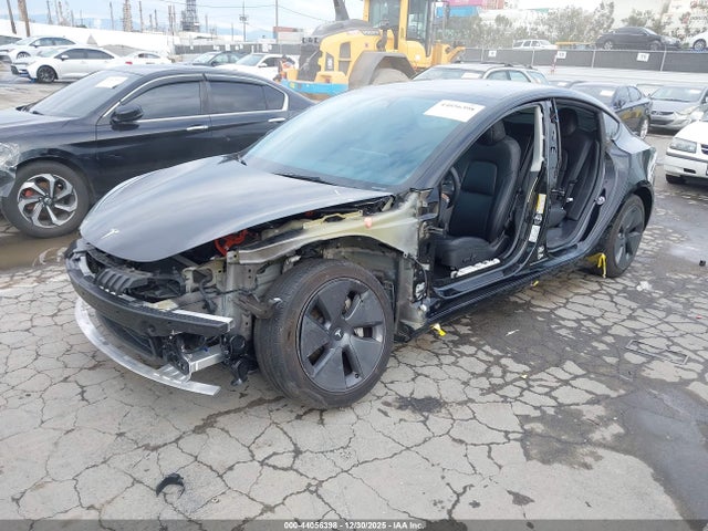 Tesla Model 3 Rear-wheel Drive 2023 5YJ3E1EA9PF555384 Image 2