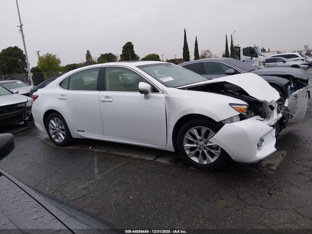 Lexus ES 300H 2015 JTHBW1GG0F2088480 Image 12