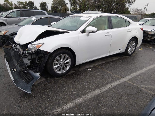 Lexus ES 300H 2015 JTHBW1GG0F2088480 Image 2