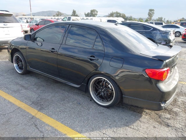 2010 TOYOTA COROLLA 1NXBU4EE8AZ370837 Photo 2