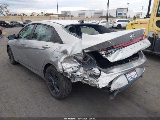 5NPLS4AG0MH019909 Hyundai ELANTRA SEL