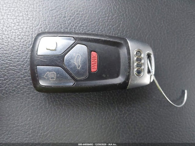 2018 AUDI A4 WAUENAF49JN016268 Photo 10