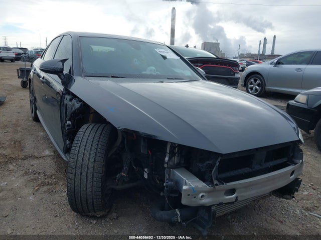 2018 AUDI A4 WAUENAF49JN016268 Photo 5