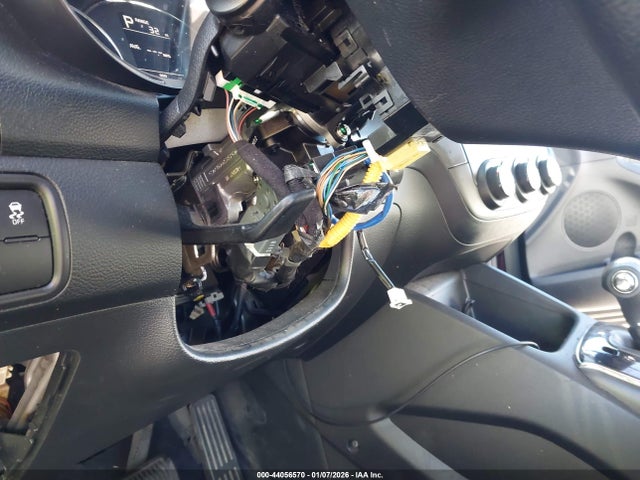 3KPFK4A75JE220766 KIA FORTE LX