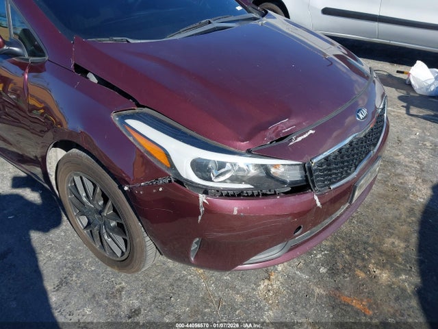 3KPFK4A75JE220766 KIA FORTE LX