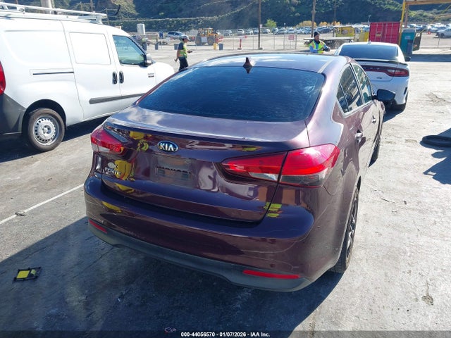 3KPFK4A75JE220766 KIA FORTE LX
