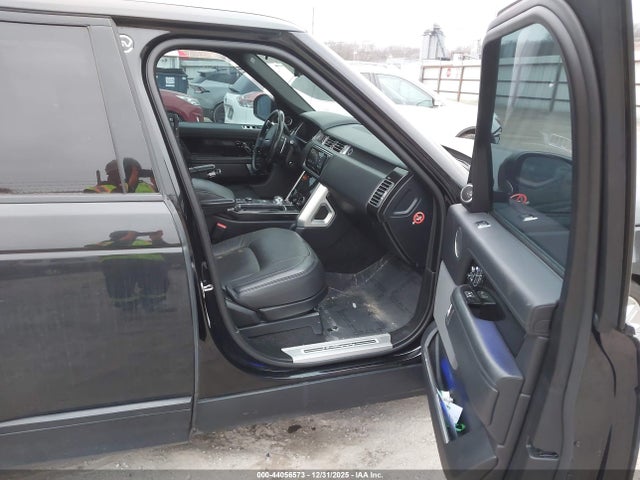 Land Rover Range Rover 5.0l V8 Supercharged 2018 SALGS2RE2JA382863 Image 5