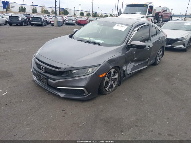 Honda Civic Lx 2019 2HGFC2F68KH558509 Image 2
