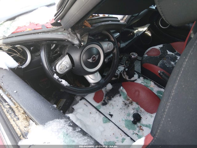 2010 MINI COOPER S WMWMS3C5XATY51384 Photo 7