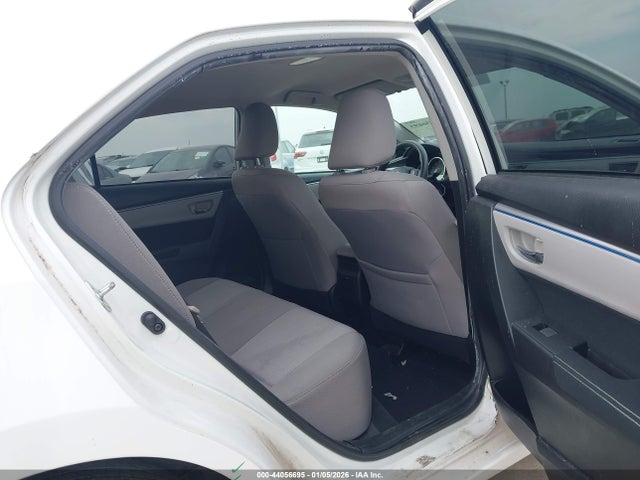 5YFBURHEXFP181396 Toyota Corolla Le Plus
