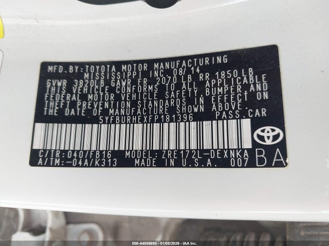 5YFBURHEXFP181396 Toyota Corolla Le Plus