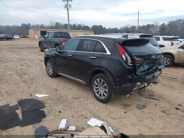 2023 CADILLAC XT4 1GYFZCR40PF165006 Photo 2