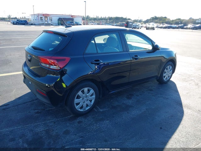 Продаж на аукціоні авто 2022 Kia Rio 5-door S, vin: 3KPA25AD8NE441810, номер лоту: 44056712