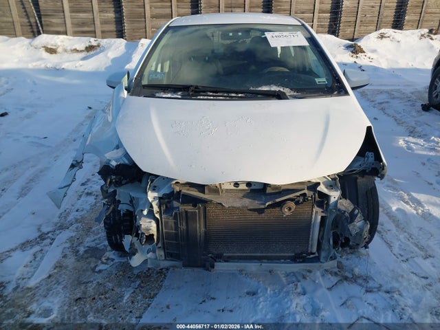 VNKKTUD34GA065702 Toyota YARIS L