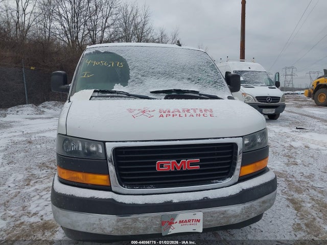 GMC Savana 2500 Work Van 2019 1GTW7AFG7K1340288 Image 6
