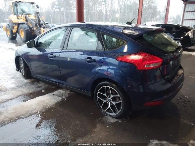 2017 FORD FOCUS 1FADP3M2XHL201074 Photo 2