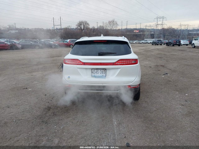 Lincoln MKC SELECT 2018 5LMCJ2D90JUL11848 Image 17