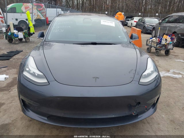 Продаж на аукціоні авто 2018 Tesla Model 3 Long Range/mid Range, vin: 5YJ3E1EA7JF153712, номер лоту: 44056786