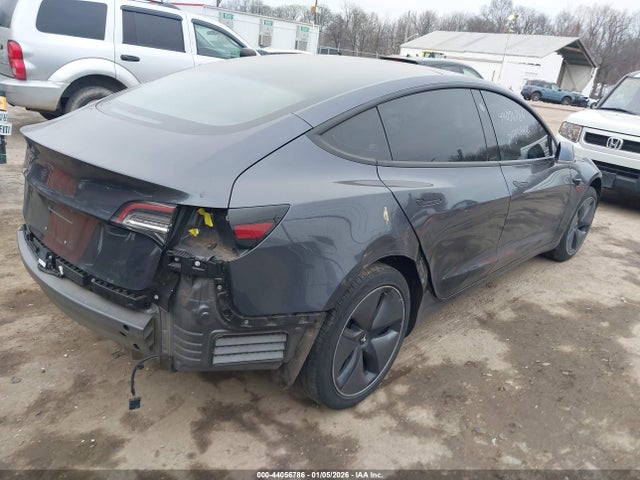 Продаж на аукціоні авто 2018 Tesla Model 3 Long Range/mid Range, vin: 5YJ3E1EA7JF153712, номер лоту: 44056786