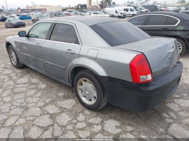 2006 CHRYSLER 300 2C3KA53G66H147024 Photo 2