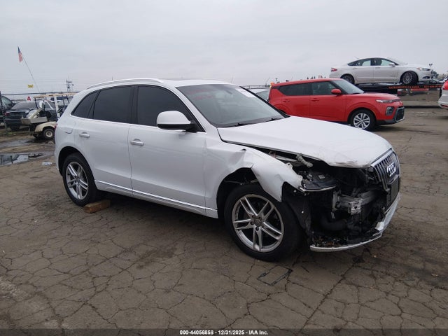 WA1LFAFP5FA050671 Audi Q5 2.0t Premium