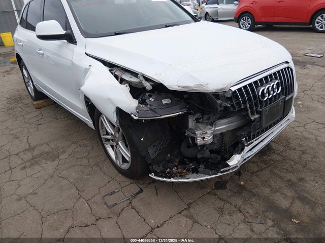 WA1LFAFP5FA050671 Audi Q5 2.0t Premium