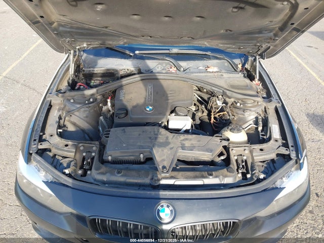 2013 BMW 320I WBA3B1C57DF461796 Photo 9