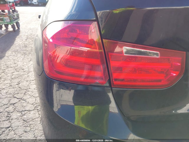 2013 Bmw 320i მანქანა იყიდება აუქციონზე, vin: WBA3B1C57DF461796, აუქციონის ნომერი: 44056894