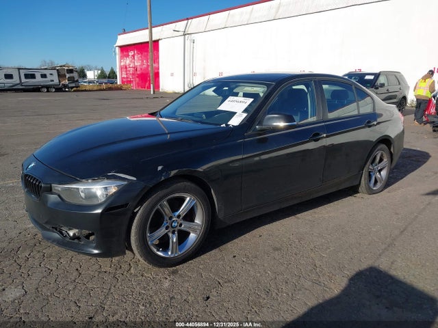 2013 BMW 320I WBA3B1C57DF461796 Photo 1