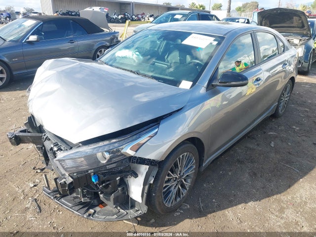 3KPF54AD6PE587892 KIA Forte Gt-line