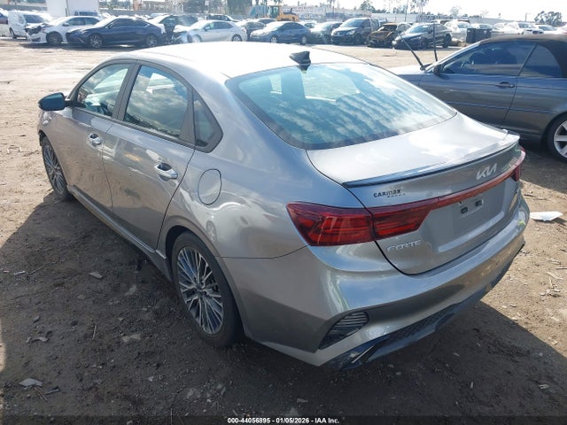 3KPF54AD6PE587892 KIA Forte Gt-line
