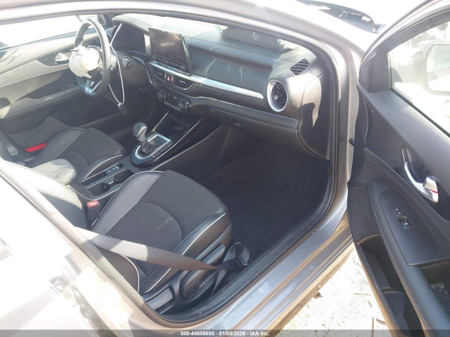 3KPF54AD6PE587892 KIA Forte Gt-line