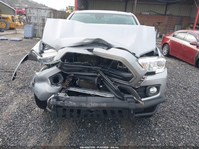 3TMBZ5DN0KM018659 Toyota Tacoma Sr5