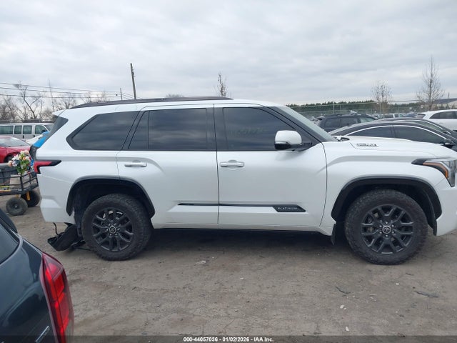 Toyota Sequoia Platinum 2023 7SVAAABA7PX005703 Image 13