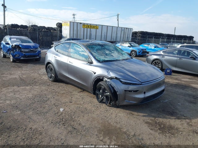 2026 TESLA MODEL Y 7SAYGDEE2TA455271 Photo 0