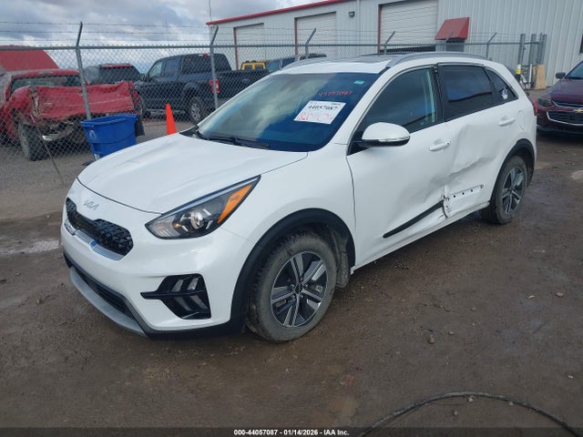KNDCE3LC2N5529370 KIA Niro Ex Premium
