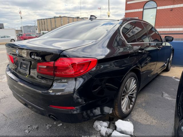 2018 BMW 530I WBAJA5C52JG898600 Photo 3