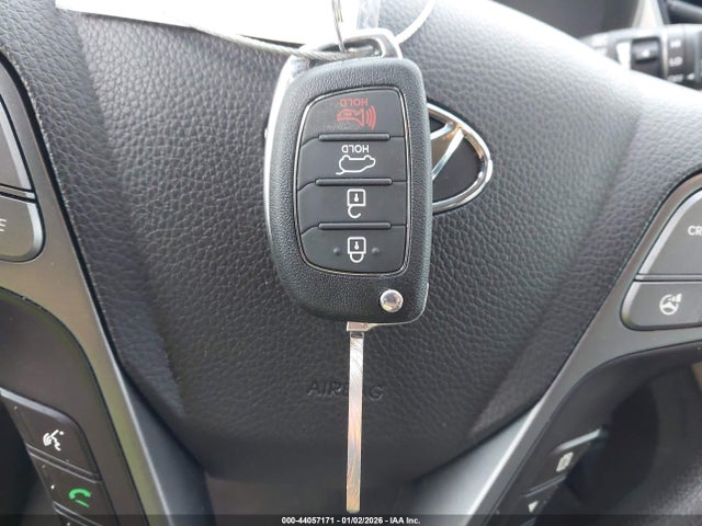 KM8SM4HF1GU155152 Hyundai Santa Fe Se