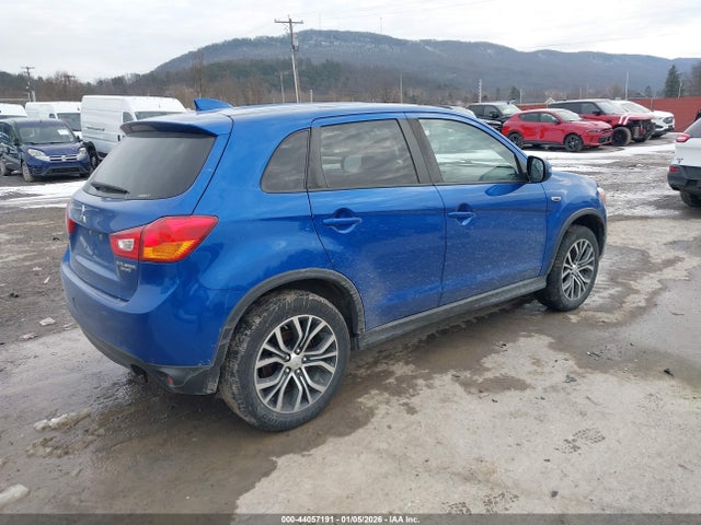2017 MITSUBISHI OUTLANDER SPORT JA4AR3AU7HZ014637 Photo 3