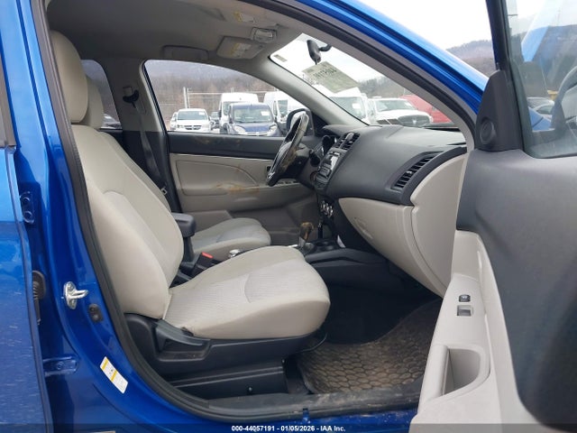 2017 MITSUBISHI OUTLANDER SPORT JA4AR3AU7HZ014637 Photo 4