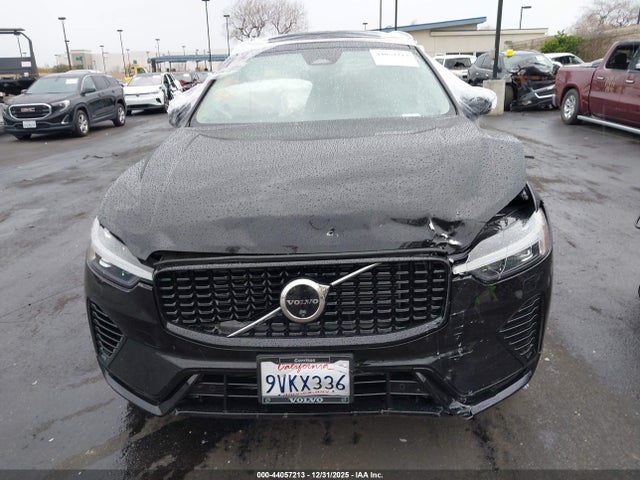 2025 VOLVO XC60 PLUG-IN HYBRID YV4H60RM9S1147516 Photo 5
