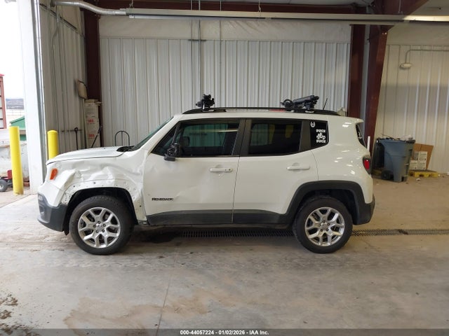 Jeep Renegade Latitude 4x4 2018 ZACCJBBB4JPH00555 Image 14