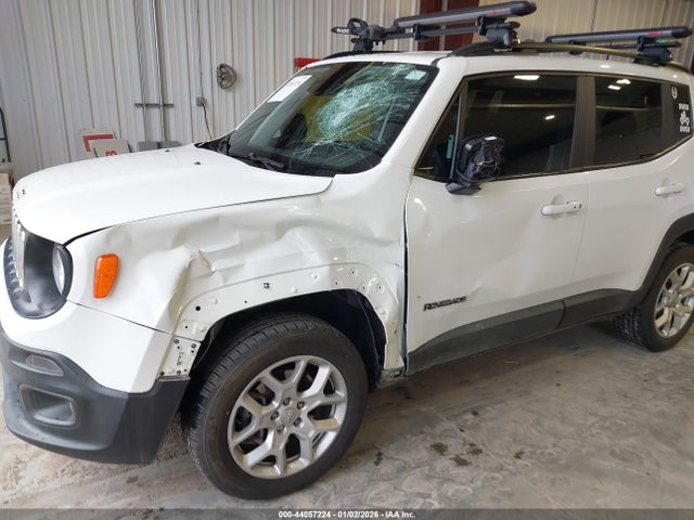 Jeep Renegade Latitude 4x4 2018 ZACCJBBB4JPH00555 Image 6