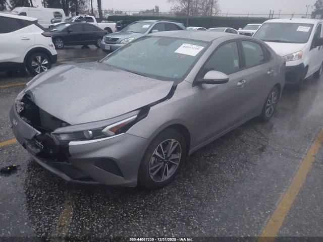 3KPF24AD0PE592627 KIA Forte Lxs