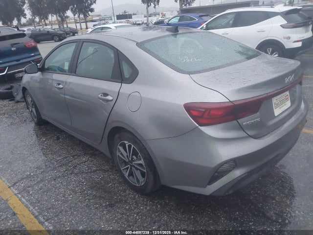 3KPF24AD0PE592627 KIA Forte Lxs