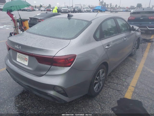 3KPF24AD0PE592627 KIA Forte Lxs