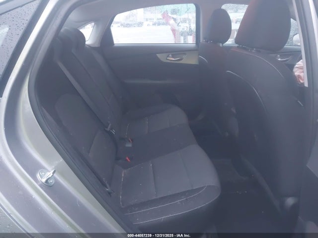 3KPF24AD0PE592627 KIA Forte Lxs