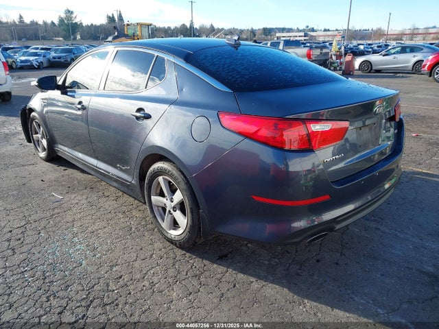 KIA Optima Lx 2015 KNAGM4A75F5526901 Image 3